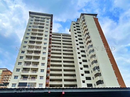 Apartment for Auction