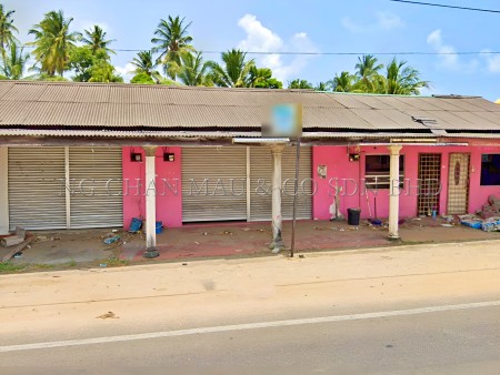 Shop For Auction at Bachok