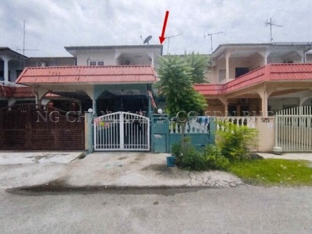 Terrace House For Auction at Taman Klang Utama