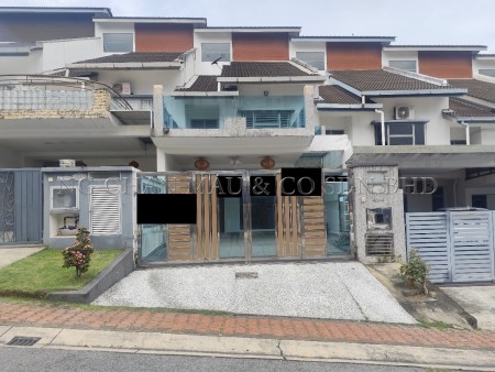 Terrace House for Auction