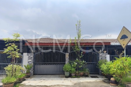 Terrace House For Auction at Taman Sentosa