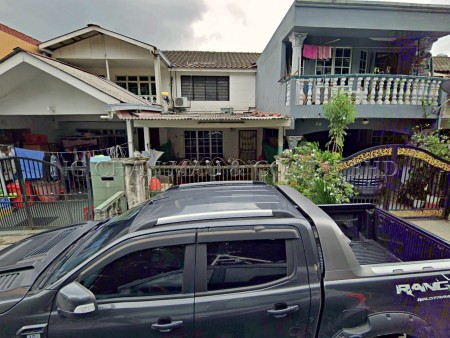 Terrace House For Auction at Taman Putra