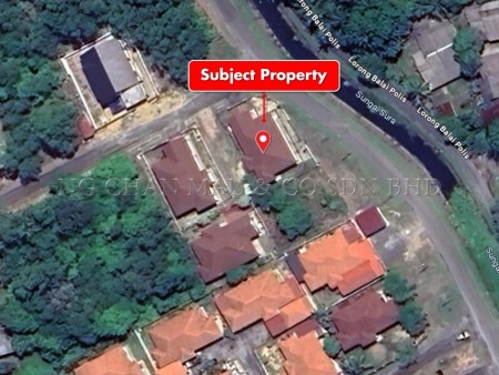 Bungalow House For Auction at Dungun