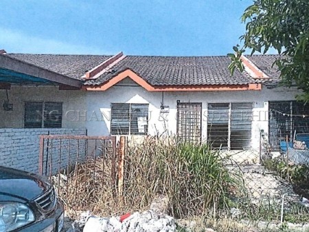 Terrace House For Auction at Taman Lembah Beriah