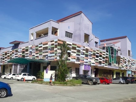 Shop For Auction at Leetat Commercial Centre
