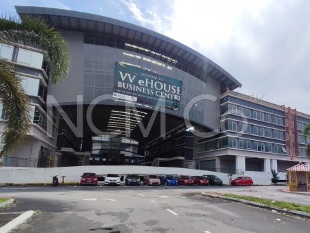 Retail Space For Auction at One Kesas