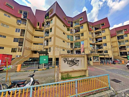 Apartment for Auction