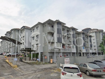 Apartment For Auction at Pelangi Court