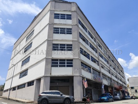 Shop Office For Auction at Gambang