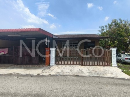 Terrace House For Auction at Taman Keladi