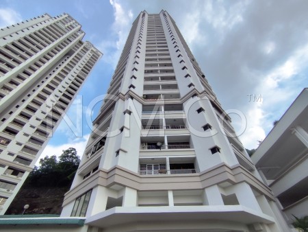 Condo for Auction