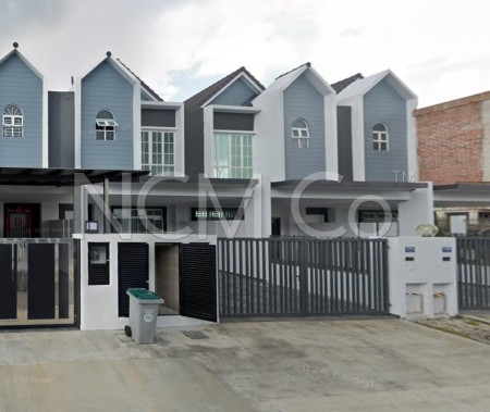 Terrace House For Auction at Taman Mutiara Hijau