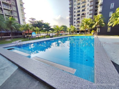 Apartment for Auction