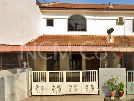 Terrace House For Auction at Sitiawan