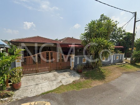 Bungalow House For Auction at Desa Anggerik