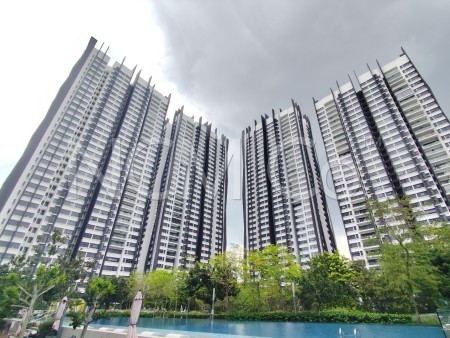 Serviced Residence For Auction at Lakeville Residence