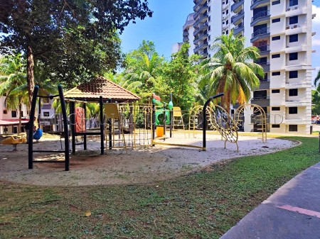 Condo for Auction