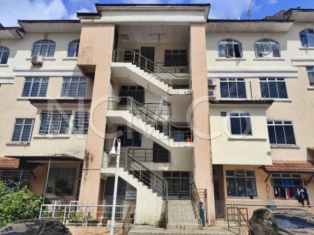 Terrace House For Auction at Villa Hijauan