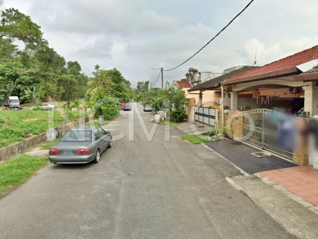 Terrace House for Auction