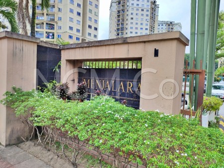 Condo for Auction