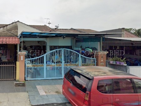 Terrace House For Auction at Taman Maju Satu