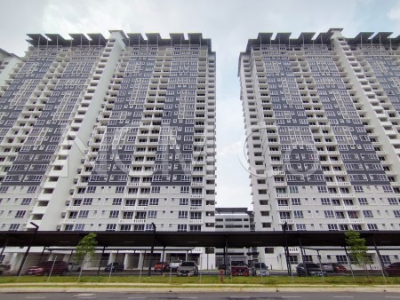 Apartment for Auction