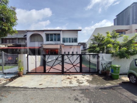 Terrace House For Auction at Taman Sri Endah