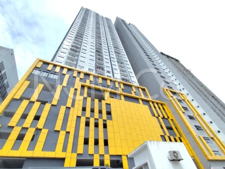 Apartment for Auction