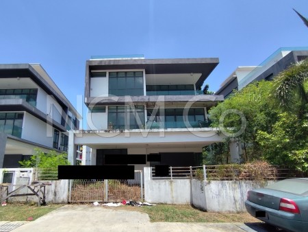 Bungalow House For Auction at Bandar Baru Klang
