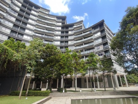 Condo for Auction