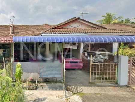 Terrace House For Auction at Taman Mambang Di Awan