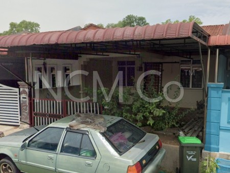 Terrace House For Auction at Taman Seri Bayu