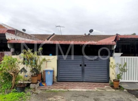 Terrace House For Auction at Bandar Mahkota Banting