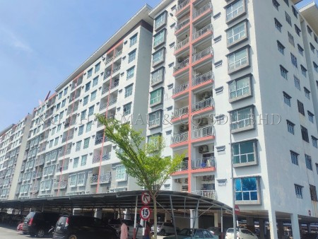 Apartment For Auction at Suria Residence