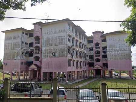 Apartment for Auction