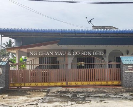Bungalow House For Auction at Sungai Siput