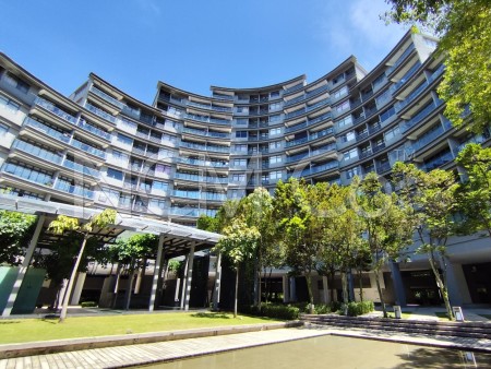 Condo For Auction at Mirage By The Lake