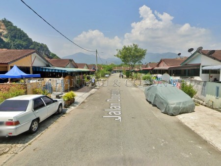 Terrace House for Auction