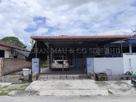 Terrace House For Auction at Chemor