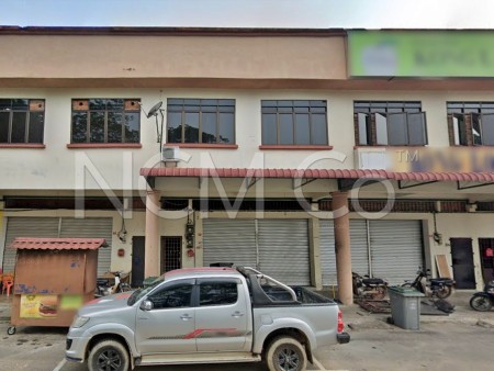 Shop For Auction at Tangkak
