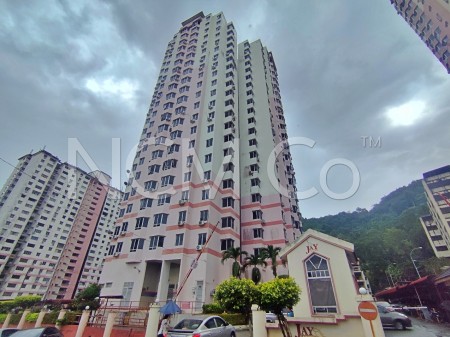 Apartment For Auction at Greenlane Heights