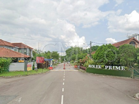 Terrace House For Auction at Taman Molek
