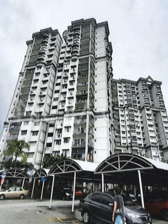 Condo For Auction at Menara Alpha