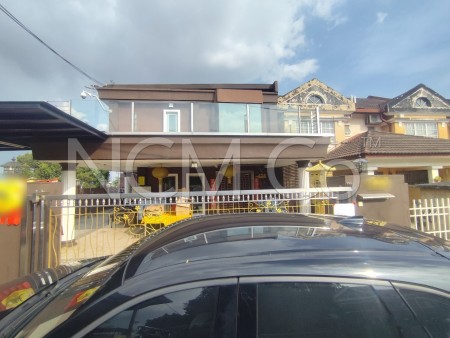 Terrace House for Auction
