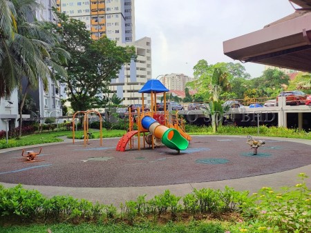 Condo for Auction
