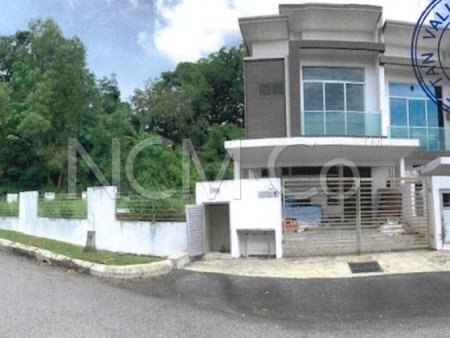 Terrace House For Auction at Taman Kajang Perdana