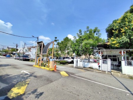 Terrace House for Auction
