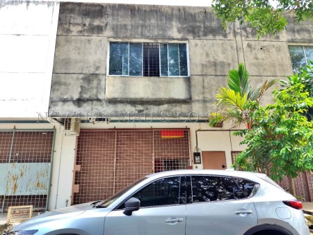 Detached Factory For Auction at Taman Perindustrian Ringan Usahajaya