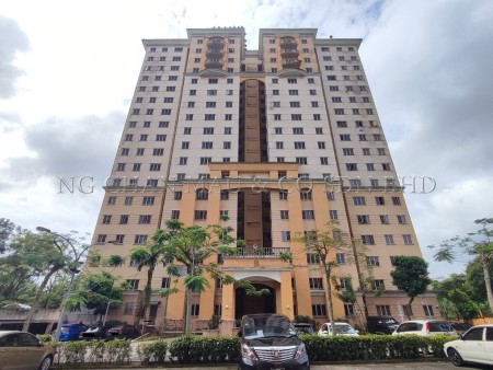 Apartment For Auction at Pangsapuri Persiaran Tanjung