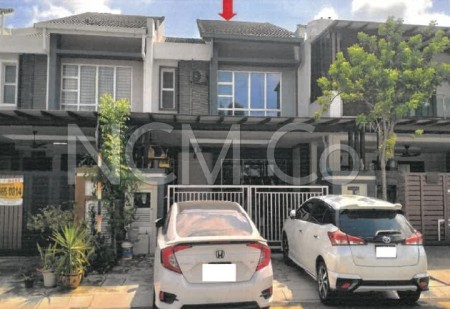 Terrace House for Auction